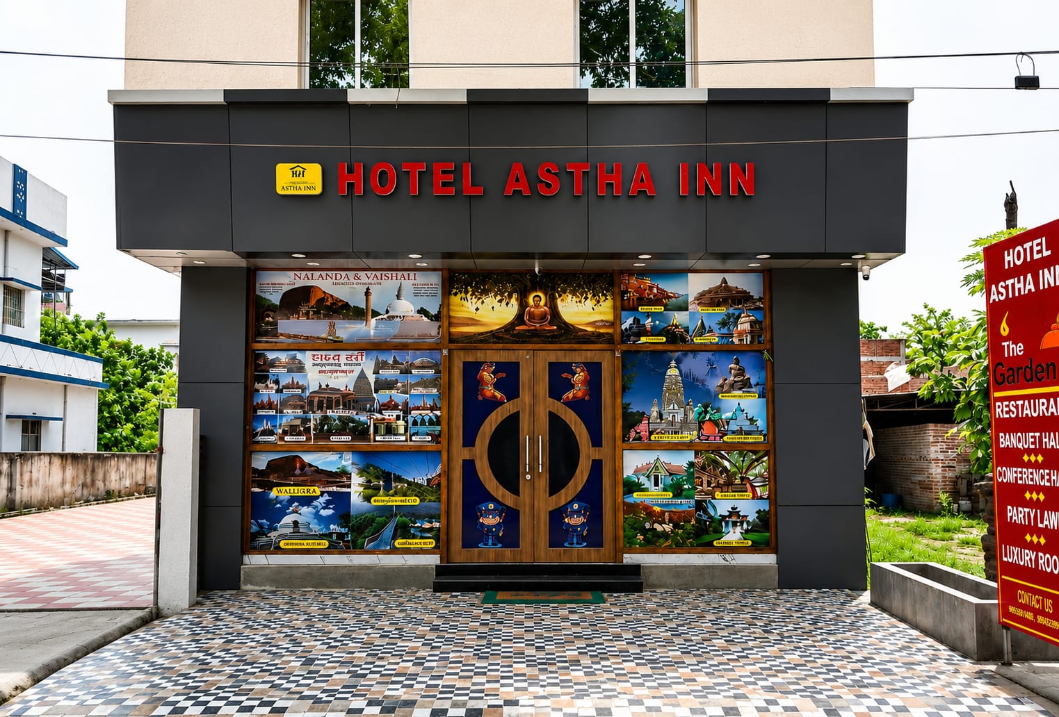 Hotel Astha Inn entrance